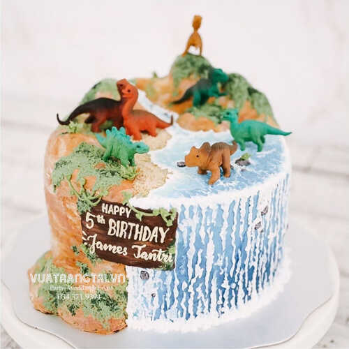 Bánh kem sinh nhật bé trai chủ đề khủng long fondant